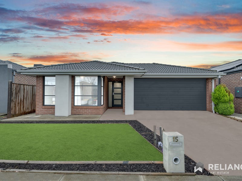15 Scottsmith Crescent, Truganina, Vic 3029 Property Details