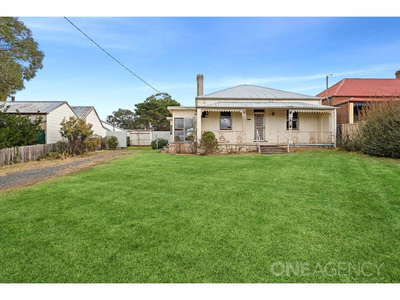 7 Lower Sterne Street, Goulburn, NSW 2580 - Property Details