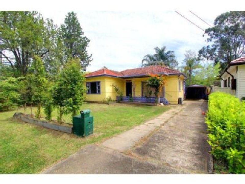 8 Macklin Street, Pendle Hill, NSW 2145
