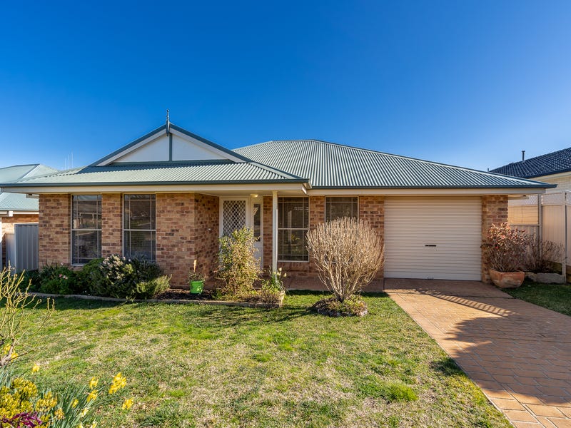 38 Roselawn Drive, Orange, NSW 2800 Property Details