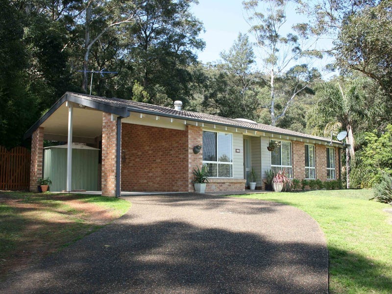 99 Lake Shore Drive, North Avoca, NSW 2260