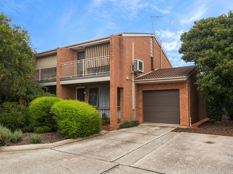 11/11 Donald Road, Queanbeyan, NSW 2620 Property Details