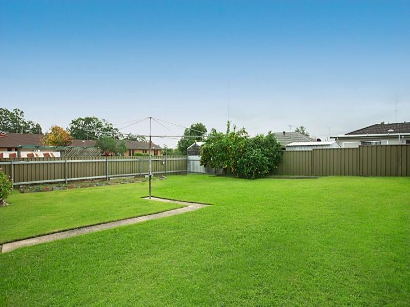 4 Alexandra Avenue, Rutherford, NSW 2320 Property Details