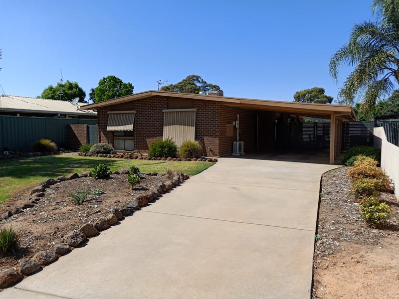 4 Pollard Place, Moama, NSW 2731 Property Details