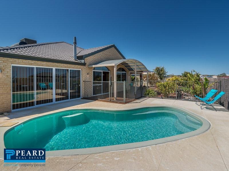 133 Lagoon Drive, Yanchep, WA 6035 Property Details