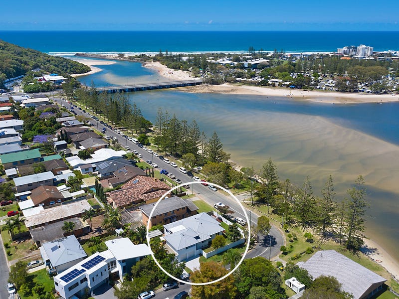 33 Awoonga Avenue, Burleigh Heads, QLD