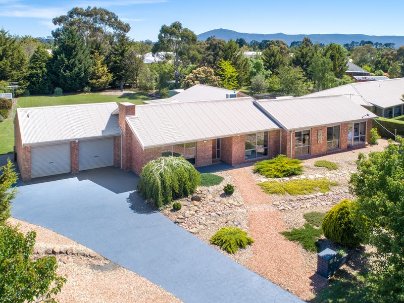 55 Skyline Drive, Gisborne, Vic 3437 Property Details