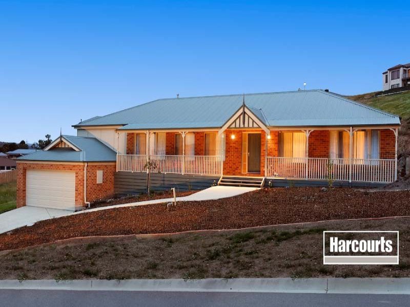 15 Mikey Boulevard, Beaconsfield, Vic 3807 Property Details