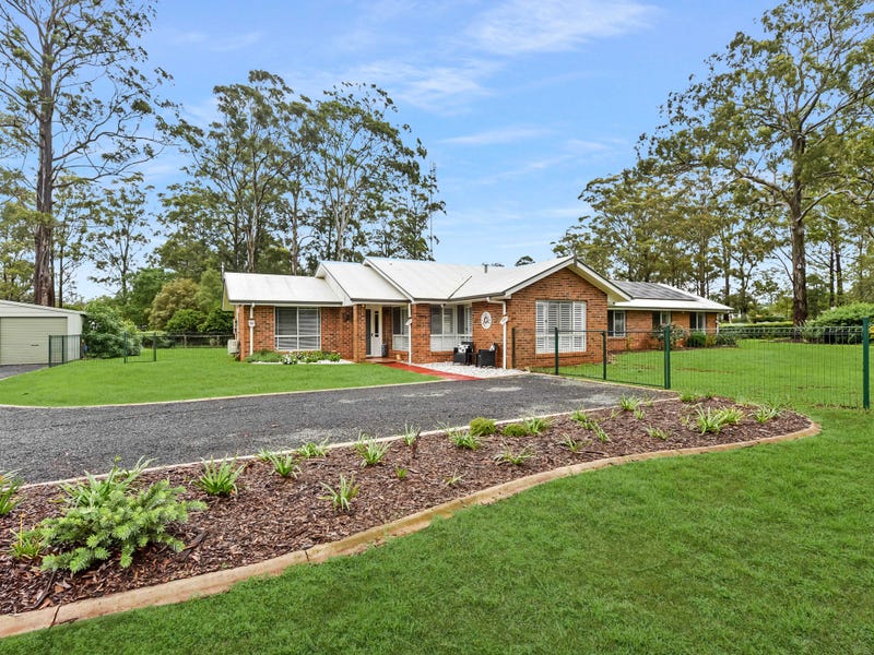 29 Reis Road, Highfields, Qld 4352 Property Details