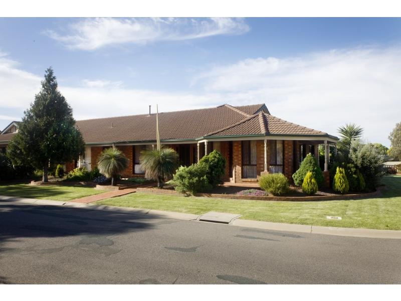 54 Elsie Jones Drive, Mooroopna, Vic 3629 Property Details