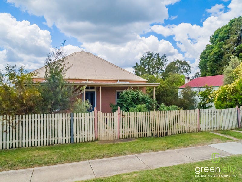 295 Rusden Street, Armidale, NSW 2350