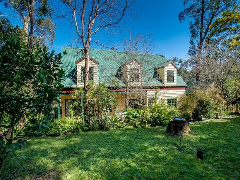 6 Avonside Road, Belgrave Heights, VIC 3160