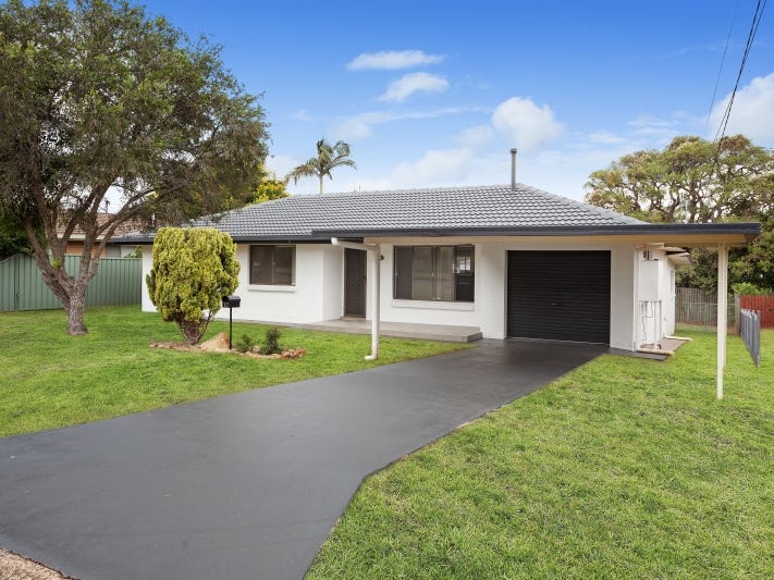 10 Hazzard Street, Centenary Heights, Qld 4350 10 Hazzard Street, Centenary Heights, Qld 4350