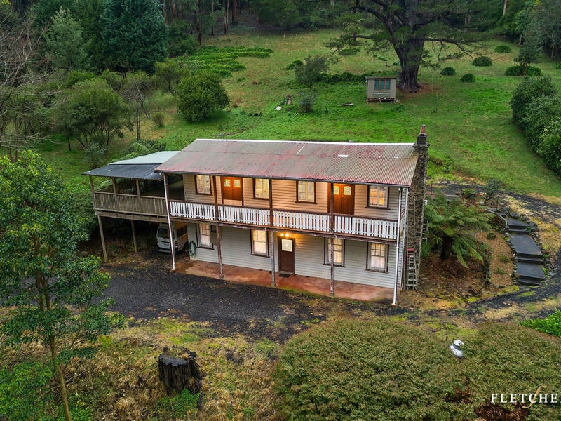 25 Perrins Creek Road, Olinda, Vic