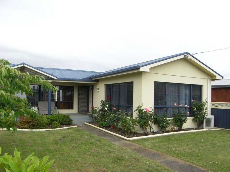 74 Saunders Street, Wynyard, TAS 7325