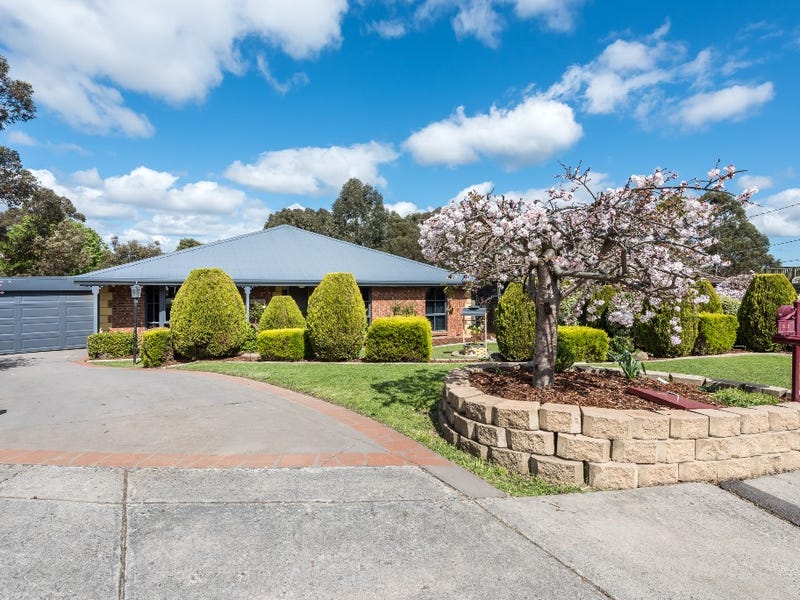 Property 123711002, Mooroolbark, Vic 3138 - Property Details