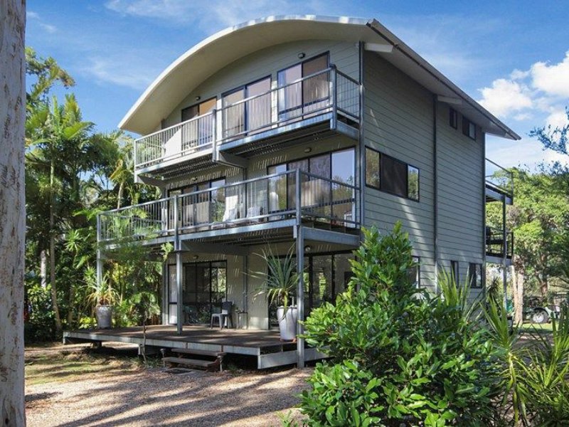 26 Treasure Island Avenue, Karragarra Island, Qld 4184 House for Sale