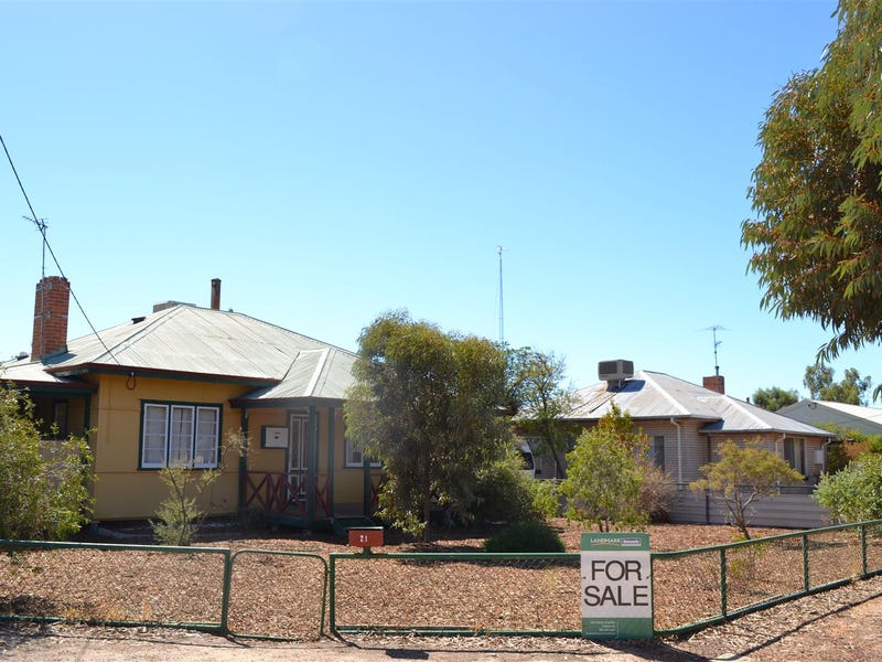 21 James Street, Kellerberrin, WA 6410