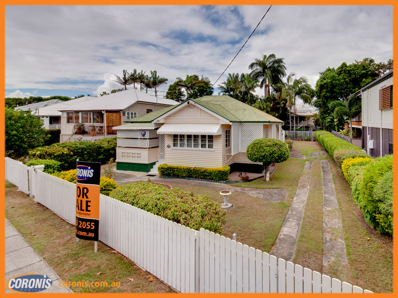 217 Rainbow Street, Sandgate, Qld 4017 Property Details
