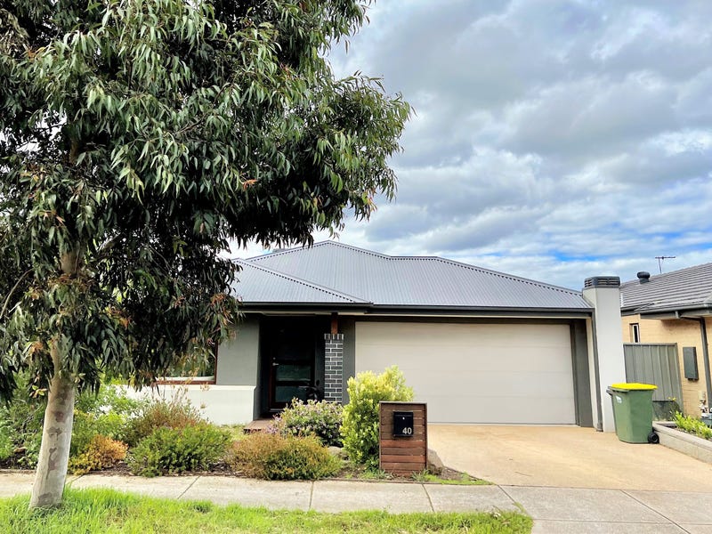 40 Stonehill Drive, Maddingley, VIC 3340