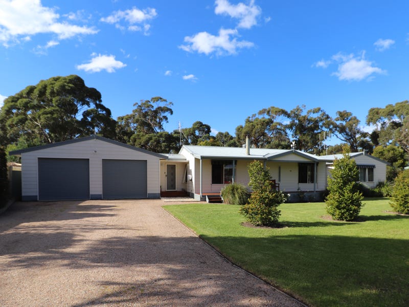 19 SALENI DRIVE, Marlo, Vic 3888 Property Details