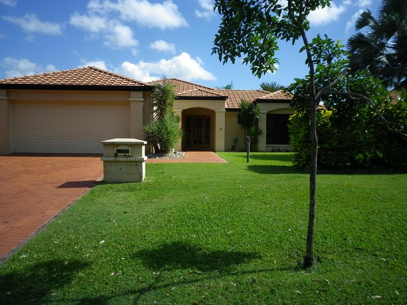 11 Springfield Drive, Norman Gardens, Qld 4701