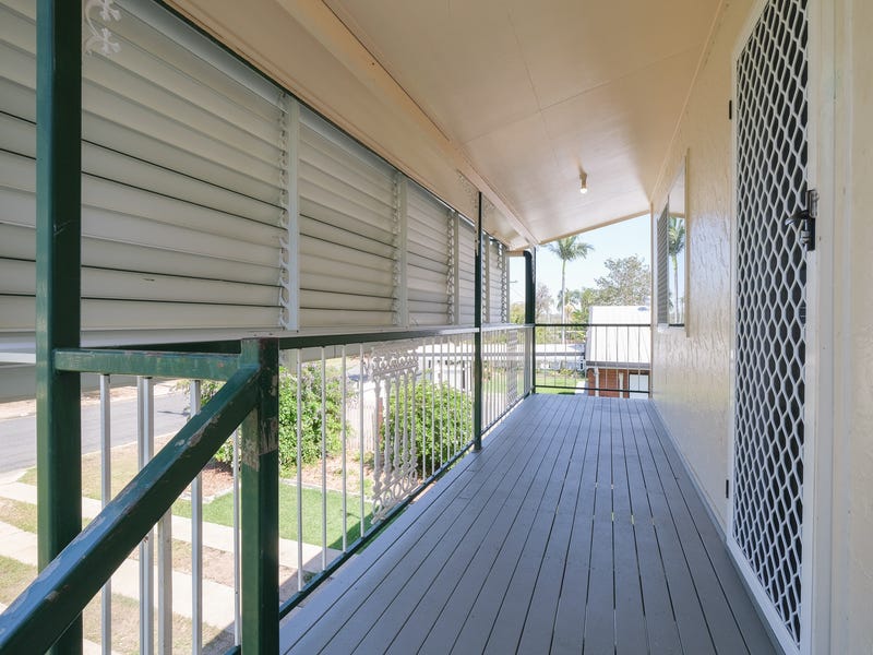 12 Lambourne Avenue, Norman Gardens, QLD 4701