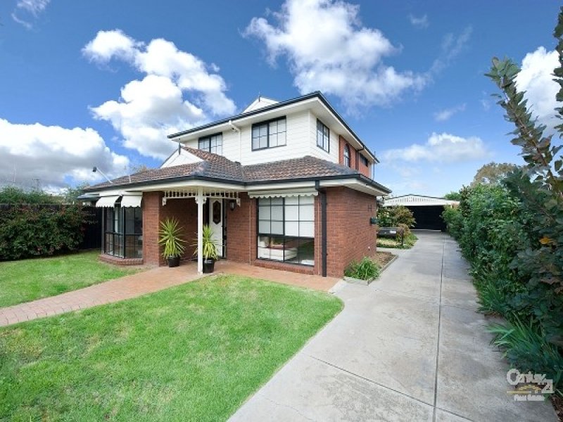 105 Park Crescent, Williamstown, Vic 3016 Property Details