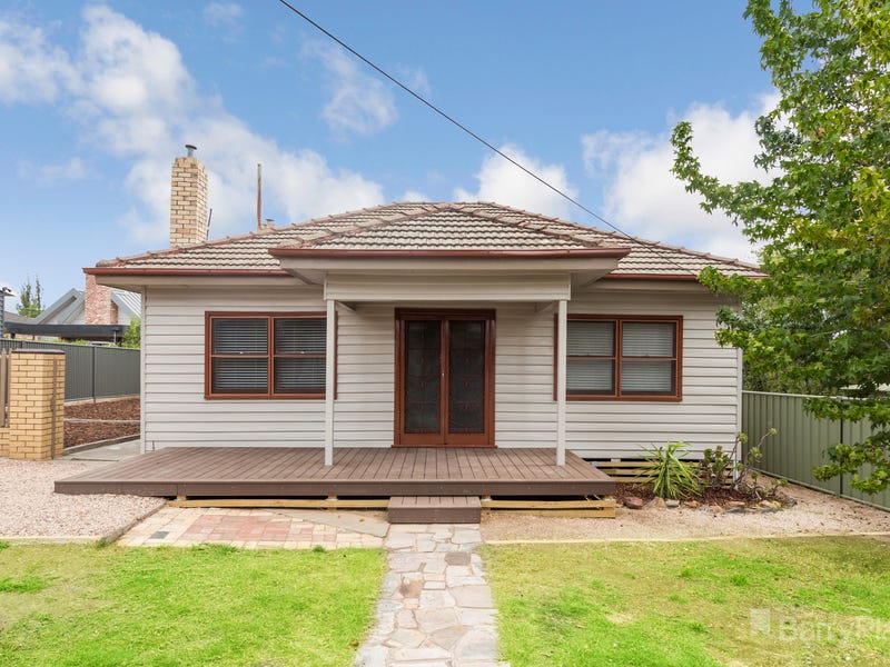 75 Acacia Street, Bendigo, VIC 3550 - realestate.com.au