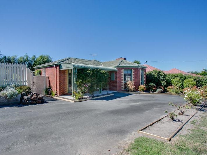 7 Unthank Court, Somerville, Vic 3912 Property Details