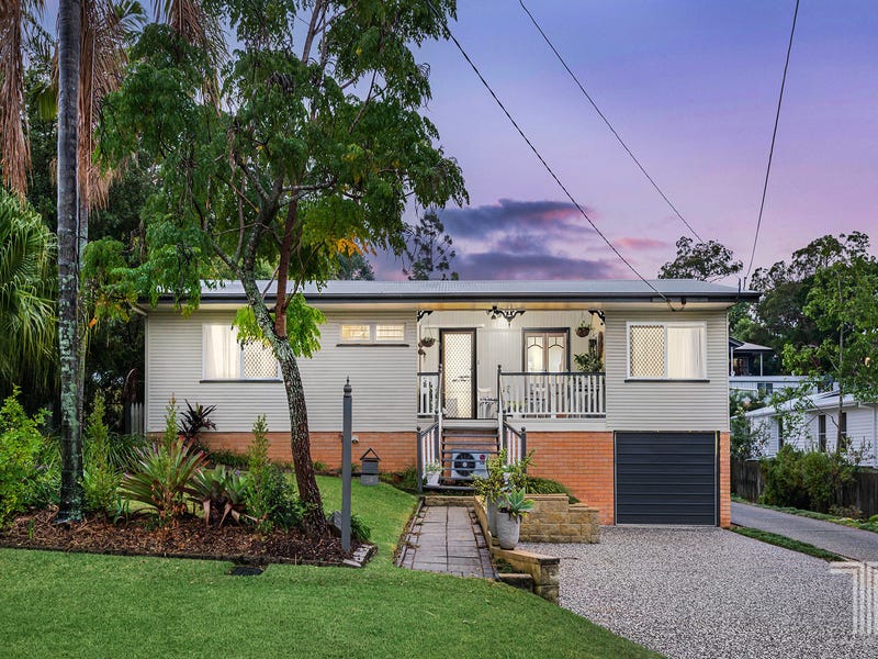 16 Hobart Avenue, Camp Hill, QLD 4152 16 Hobart Avenue, Camp Hill, QLD 4152