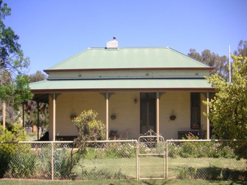 1 Walbundrie Road, Culcairn, NSW 2660 - Property Details