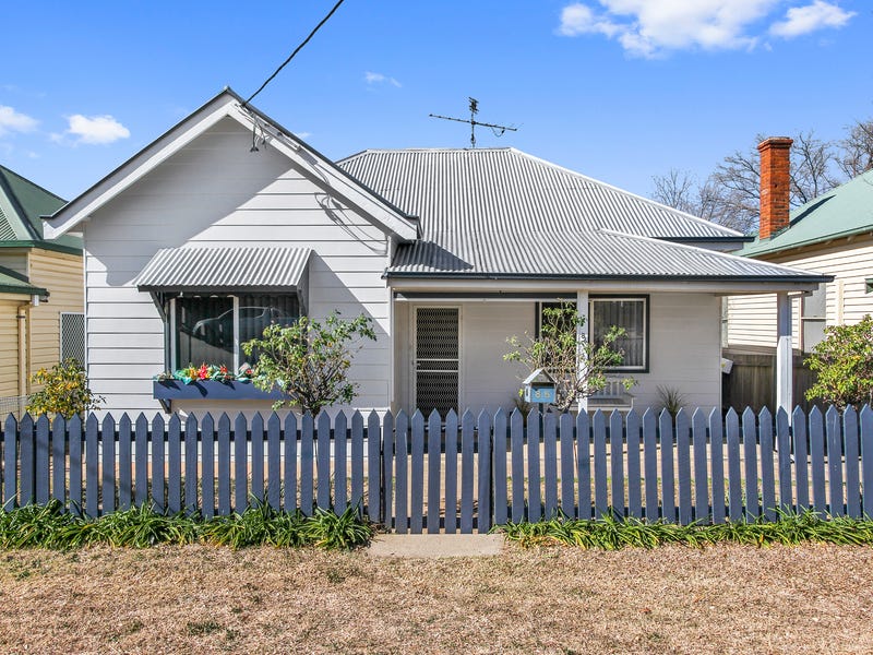 86 Church Street, West Tamworth, NSW 2340