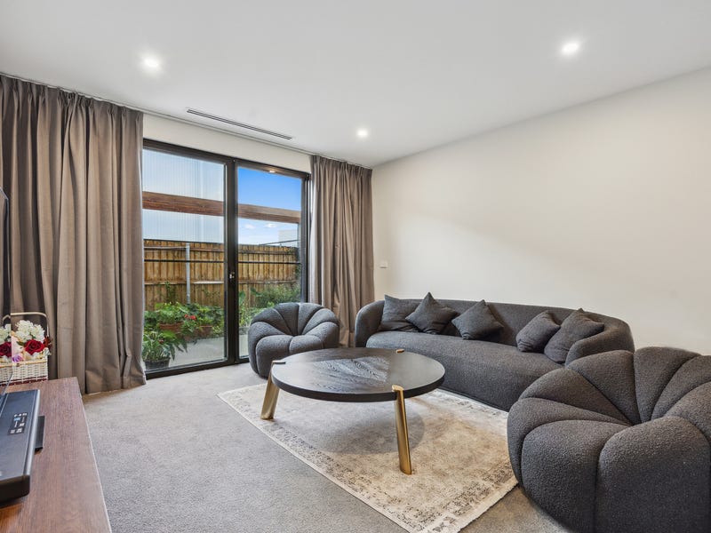 95/2 Woodberry Avenue, Coombs, ACT 2611 Townhouse for Sale