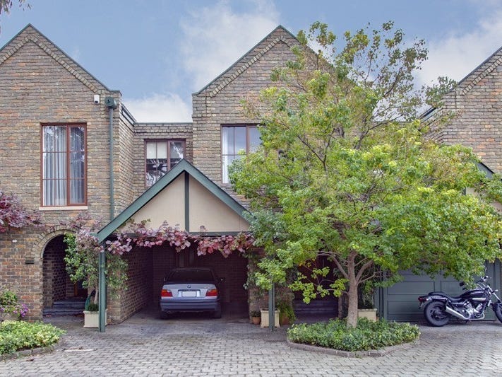 Sold Property Prices & Auction Results in Carrington St, Adelaide, SA