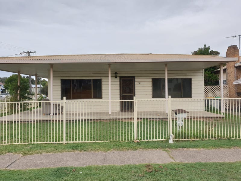 42 Boomerang Street, Cessnock, NSW 2325