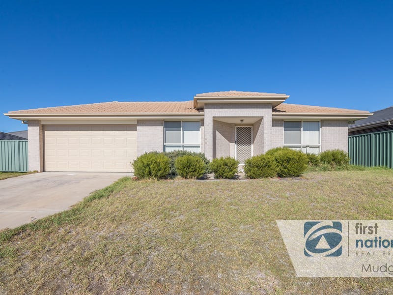 96 White Circle, Mudgee, NSW 2850 Property Details