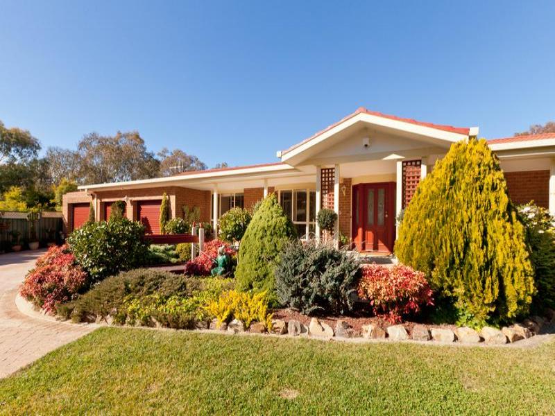 9 Cobar Place, Fisher, ACT 2611