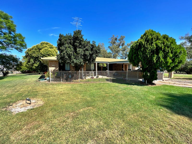 2/7 Street, Goondiwindi, Qld 4390 Property Details