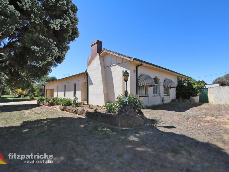 13 Martin Street, Tolland, NSW 2650 Property Details