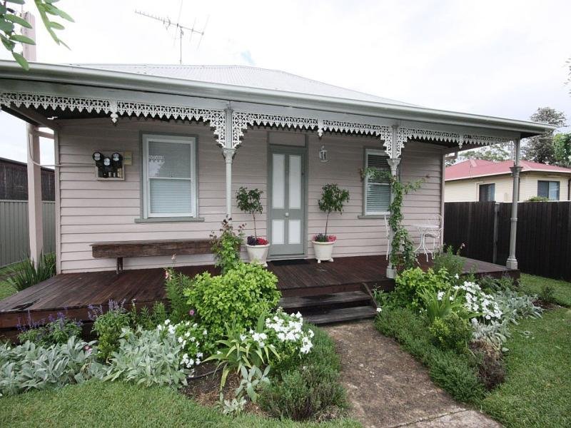 17 High Street, Singleton, NSW 2330 Property Details