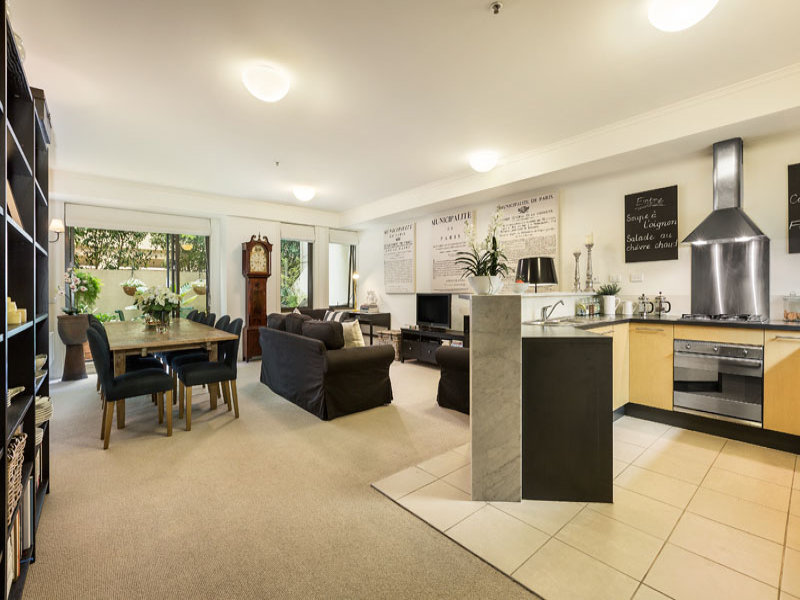 18/360 St Kilda Rd, Melbourne, Vic 3000 Property Details