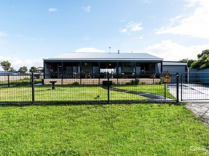 41 Lake Road, Milang, SA 5256 Property Details