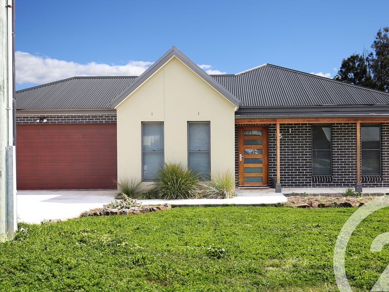 15 Church Street, Perthville, NSW 2795
