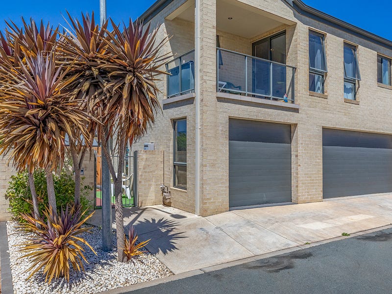 30 Bym Porter Lane, Casey, ACT 2913 Property Details