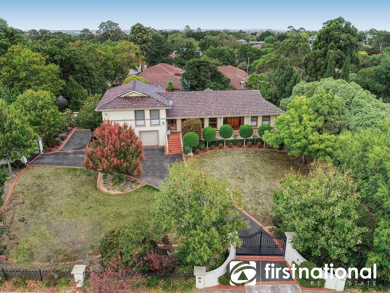 7274 Brisbane Street, Berwick, Vic 3806 Property Details