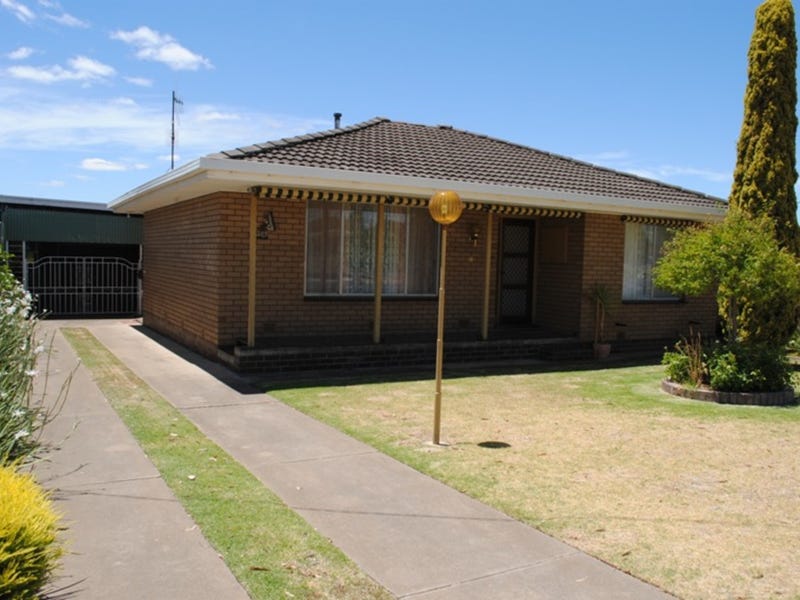 52 Holyrood Street, Maryborough, VIC 3465