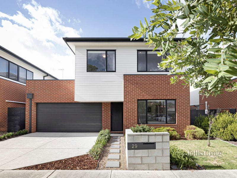 29 Westminster Drive, Avondale Heights, VIC 3034