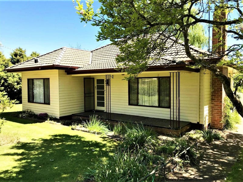 3 Cosmo Road, Trentham, Vic 3458 Property Details