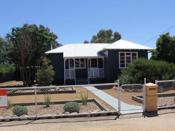8 Muscat Street, Merredin, WA 6415 House for Sale